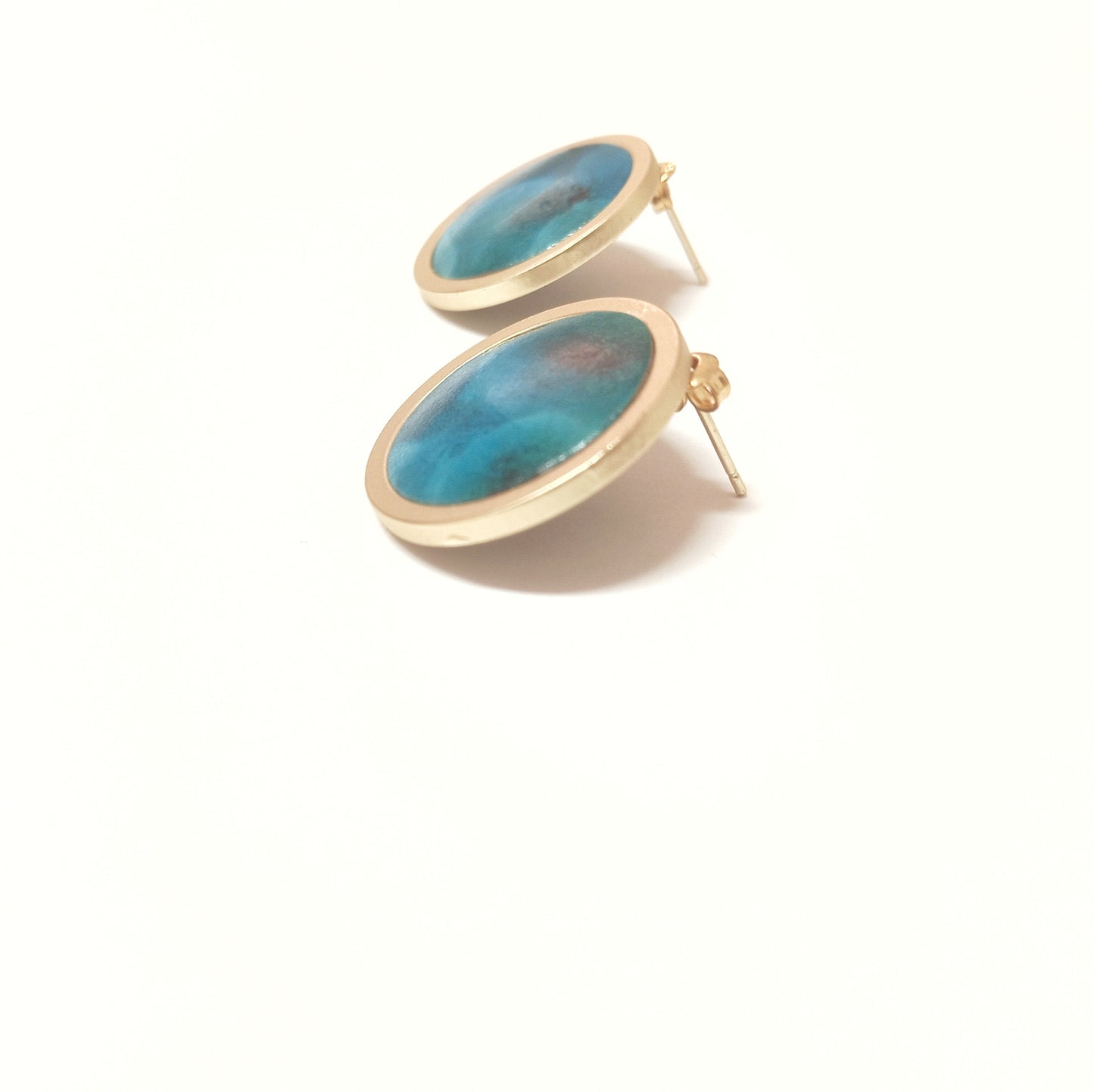 Lua green hand-dyed leather